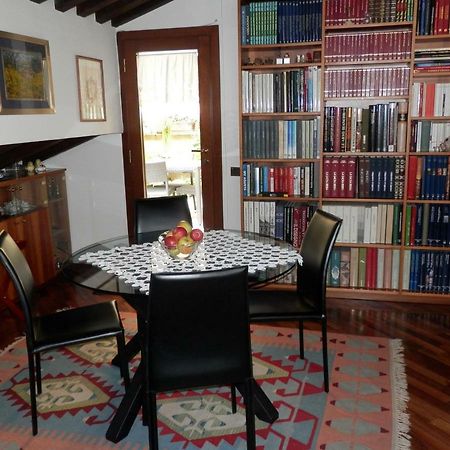 Casa Ferrari Appartamento Verona Sanificato Ozono Dış mekan fotoğraf