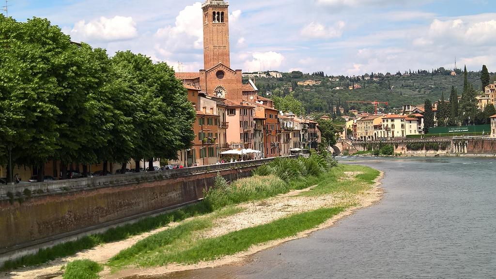 Casa Ferrari Appartamento Verona Sanificato Ozono Dış mekan fotoğraf